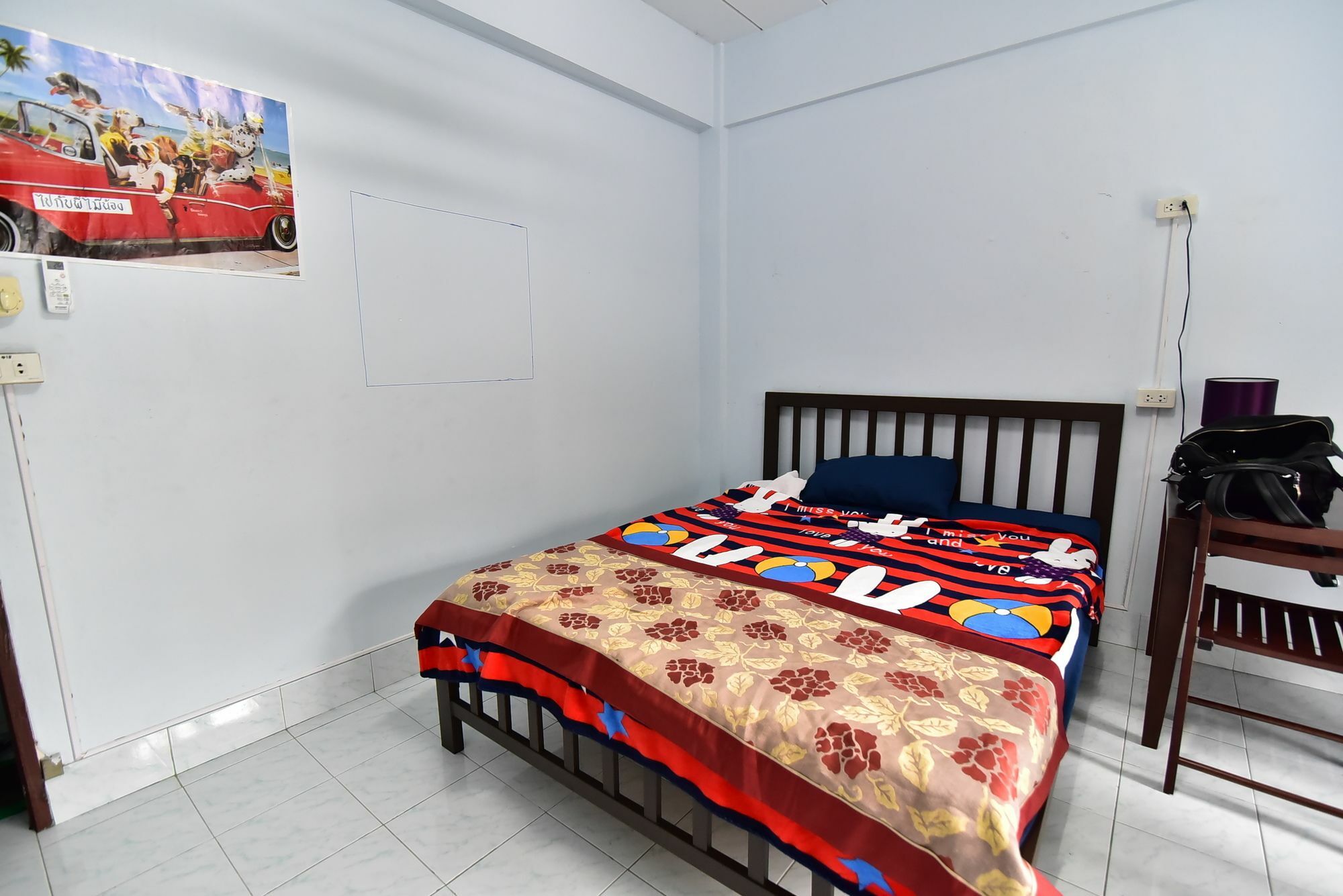 Shady'S Hostel Патая Екстериор снимка